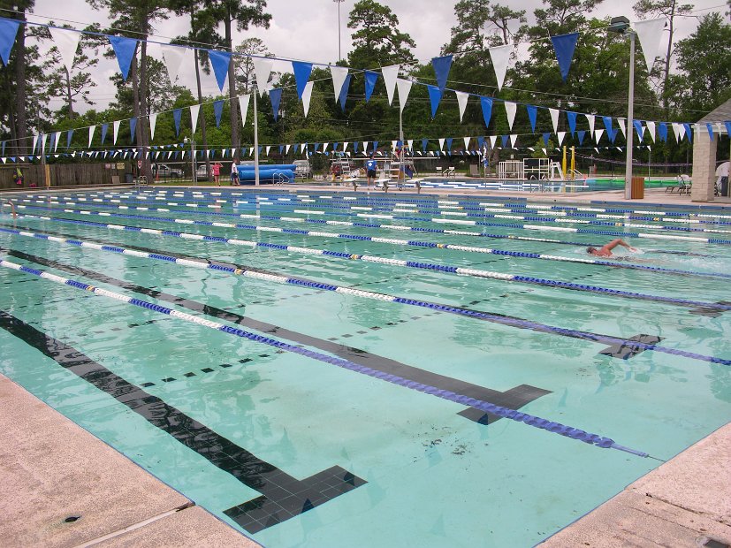 Dad's Club 50 meter olympic pool and childrens pool 1006 Voss Road (41)